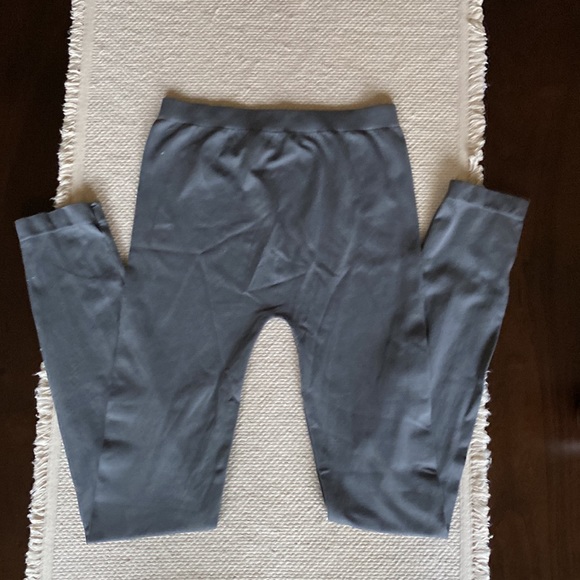 Leggings, Women’s, Gray, S/M - Picture 2 of 3